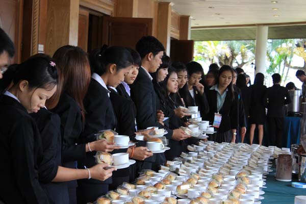 โครงการค่ายปลูกฝังคุณลักษณะความเป็นครูและเสริมประสบการณ์วิชาชีพครูสำหรับนิสิต/นักศึกษา ทุนโครงการ สควค. ปี 2555 ภาพที่ 28