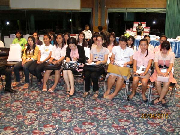 โครงการค่ายปลูกฝังคุณลักษณะความเป็นครูและเสริมประสบการณ์วิชาชีพครูสำหรับนิสิต/นักศึกษา ทุนโครงการ สควค. ปี 2555 ภาพที่ 157