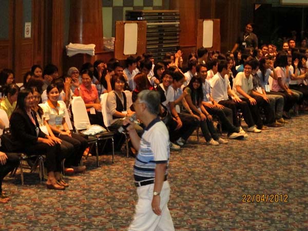 โครงการค่ายปลูกฝังคุณลักษณะความเป็นครูและเสริมประสบการณ์วิชาชีพครูสำหรับนิสิต/นักศึกษา ทุนโครงการ สควค. ปี 2555 ภาพที่ 180
