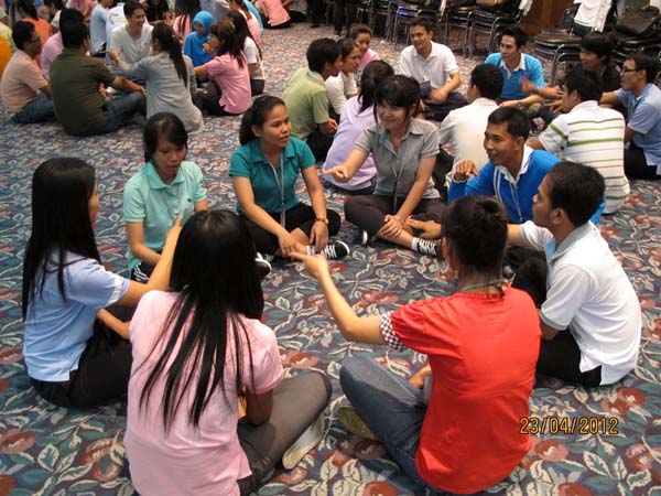 โครงการค่ายปลูกฝังคุณลักษณะความเป็นครูและเสริมประสบการณ์วิชาชีพครูสำหรับนิสิต/นักศึกษา ทุนโครงการ สควค. ปี 2555 ภาพที่ 209