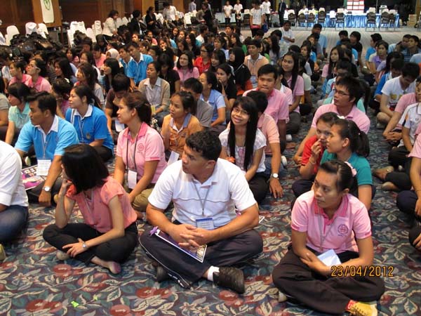 โครงการค่ายปลูกฝังคุณลักษณะความเป็นครูและเสริมประสบการณ์วิชาชีพครูสำหรับนิสิต/นักศึกษา ทุนโครงการ สควค. ปี 2555 ภาพที่ 247