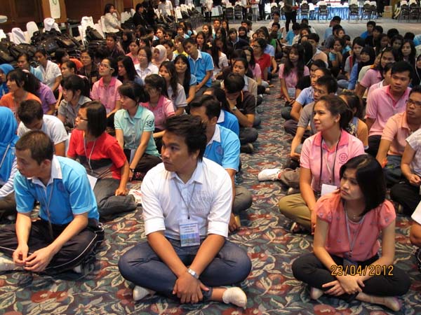 โครงการค่ายปลูกฝังคุณลักษณะความเป็นครูและเสริมประสบการณ์วิชาชีพครูสำหรับนิสิต/นักศึกษา ทุนโครงการ สควค. ปี 2555 ภาพที่ 248