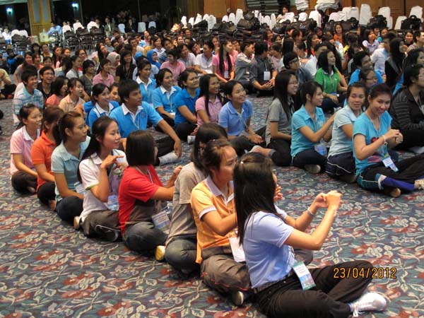 โครงการค่ายปลูกฝังคุณลักษณะความเป็นครูและเสริมประสบการณ์วิชาชีพครูสำหรับนิสิต/นักศึกษา ทุนโครงการ สควค. ปี 2555 ภาพที่ 309