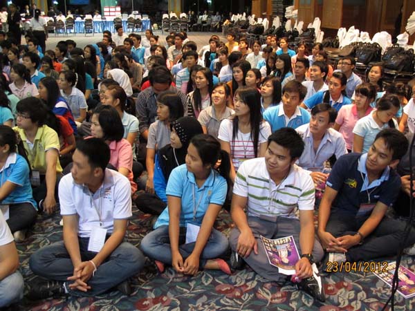 โครงการค่ายปลูกฝังคุณลักษณะความเป็นครูและเสริมประสบการณ์วิชาชีพครูสำหรับนิสิต/นักศึกษา ทุนโครงการ สควค. ปี 2555 ภาพที่ 340