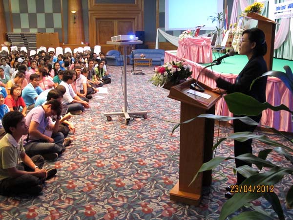 โครงการค่ายปลูกฝังคุณลักษณะความเป็นครูและเสริมประสบการณ์วิชาชีพครูสำหรับนิสิต/นักศึกษา ทุนโครงการ สควค. ปี 2555 ภาพที่ 357