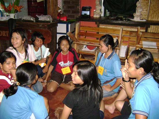 โครงการสัมมนาพัฒนาการเป็นผู้นำกลุ่มกิจกรรม คณะศึกษาศาสตร์ ภาพที่ 99