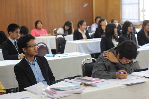 โครงการค่ายปลูกฝังคุณลักษณะความเป็นครูและเสริมประสบการณ์วิชาชีพครูสำหรับนิสิต/นักศึกษา ทุนโครงการ สควค. ปี 2555 ภาพที่ 456