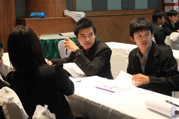 โครงการค่ายปลูกฝังคุณลักษณะความเป็นครูและเสริมประสบการณ์วิชาชีพครูสำหรับนิสิต/นักศึกษา ทุนโครงการ สควค. ปี 2555 ภาพที่ 499