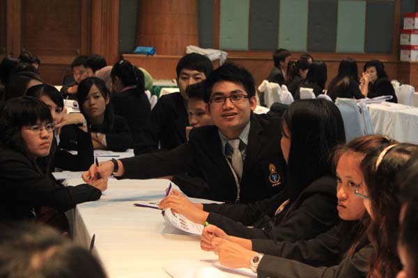 โครงการค่ายปลูกฝังคุณลักษณะความเป็นครูและเสริมประสบการณ์วิชาชีพครูสำหรับนิสิต/นักศึกษา ทุนโครงการ สควค. ปี 2555 ภาพที่ 504