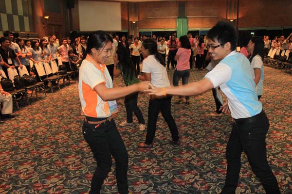 โครงการค่ายปลูกฝังคุณลักษณะความเป็นครูและเสริมประสบการณ์วิชาชีพครูสำหรับนิสิต/นักศึกษา ทุนโครงการ สควค. ปี 2555 ภาพที่ 507