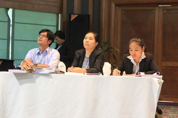 โครงการค่ายปลูกฝังคุณลักษณะความเป็นครูและเสริมประสบการณ์วิชาชีพครูสำหรับนิสิต/นักศึกษา ทุนโครงการ สควค. ปี 2555 ภาพที่ 519