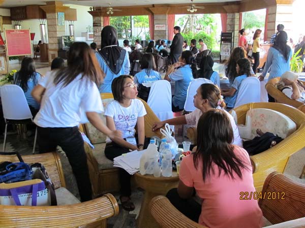 โครงการค่ายปลูกฝังคุณลักษณะความเป็นครูและเสริมประสบการณ์วิชาชีพครูสำหรับนิสิต/นักศึกษา ทุนโครงการ สควค. ปี 2555 ภาพที่ 596