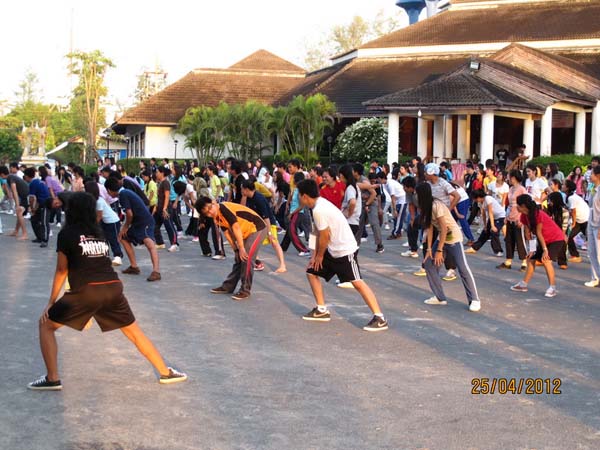 โครงการค่ายปลูกฝังคุณลักษณะความเป็นครูและเสริมประสบการณ์วิชาชีพครูสำหรับนิสิต/นักศึกษา ทุนโครงการ สควค. ปี 2555 ภาพที่ 597
