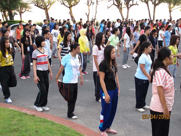 โครงการค่ายปลูกฝังคุณลักษณะความเป็นครูและเสริมประสบการณ์วิชาชีพครูสำหรับนิสิต/นักศึกษา ทุนโครงการ สควค. ปี 2555 ภาพที่ 605