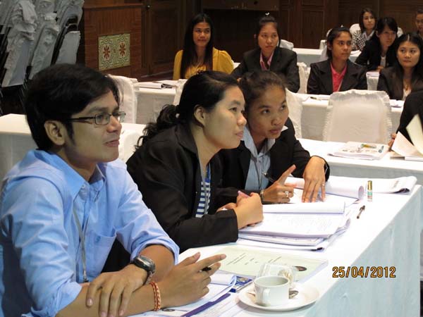 โครงการค่ายปลูกฝังคุณลักษณะความเป็นครูและเสริมประสบการณ์วิชาชีพครูสำหรับนิสิต/นักศึกษา ทุนโครงการ สควค. ปี 2555 ภาพที่ 637