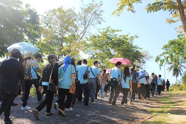โครงการค่ายปลูกฝังคุณลักษณะความเป็นครูและเสริมประสบการณ์วิชาชีพครูสำหรับนิสิต/นักศึกษา ทุนโครงการ สควค. ปี 2555 ภาพที่ 716