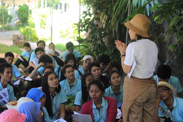 โครงการค่ายปลูกฝังคุณลักษณะความเป็นครูและเสริมประสบการณ์วิชาชีพครูสำหรับนิสิต/นักศึกษา ทุนโครงการ สควค. ปี 2555 ภาพที่ 720