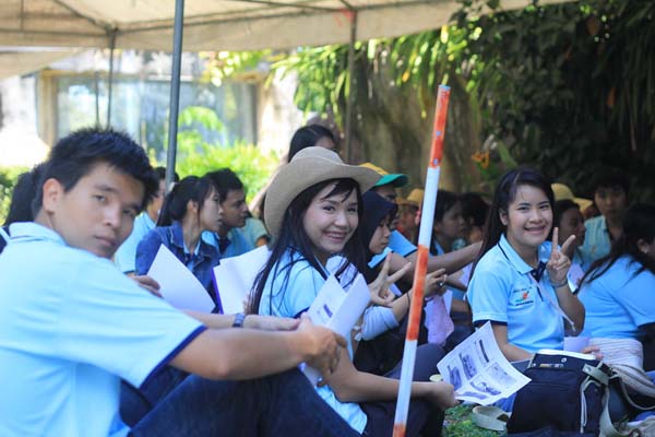 โครงการค่ายปลูกฝังคุณลักษณะความเป็นครูและเสริมประสบการณ์วิชาชีพครูสำหรับนิสิต/นักศึกษา ทุนโครงการ สควค. ปี 2555 ภาพที่ 731