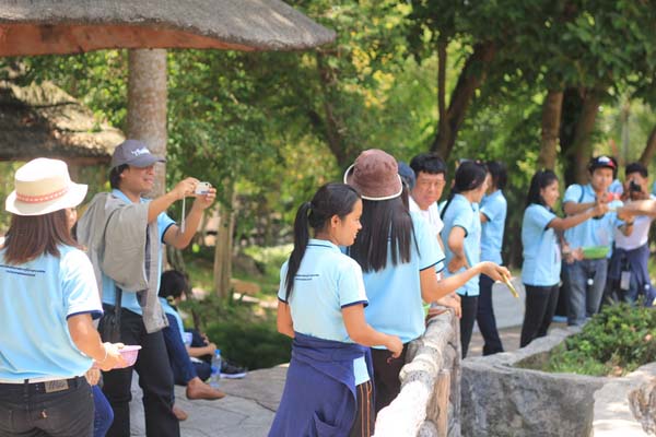 โครงการค่ายปลูกฝังคุณลักษณะความเป็นครูและเสริมประสบการณ์วิชาชีพครูสำหรับนิสิต/นักศึกษา ทุนโครงการ สควค. ปี 2555 ภาพที่ 741