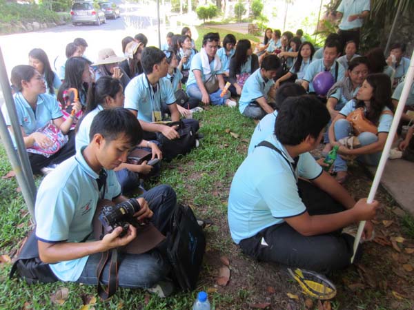 โครงการค่ายปลูกฝังคุณลักษณะความเป็นครูและเสริมประสบการณ์วิชาชีพครูสำหรับนิสิต/นักศึกษา ทุนโครงการ สควค. ปี 2555 ภาพที่ 761