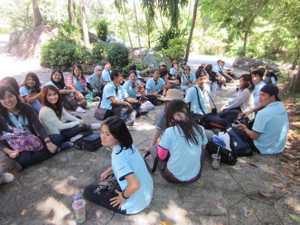 โครงการค่ายปลูกฝังคุณลักษณะความเป็นครูและเสริมประสบการณ์วิชาชีพครูสำหรับนิสิต/นักศึกษา ทุนโครงการ สควค. ปี 2555 ภาพที่ 765