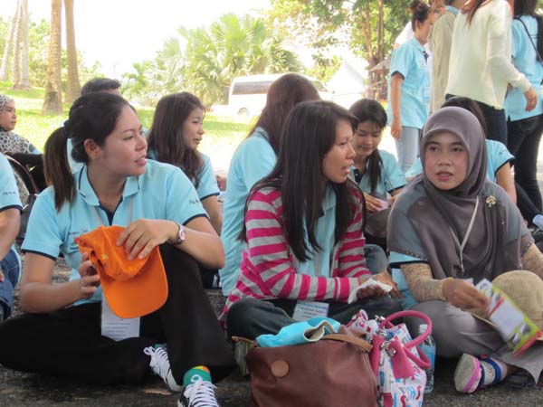 โครงการค่ายปลูกฝังคุณลักษณะความเป็นครูและเสริมประสบการณ์วิชาชีพครูสำหรับนิสิต/นักศึกษา ทุนโครงการ สควค. ปี 2555 ภาพที่ 768