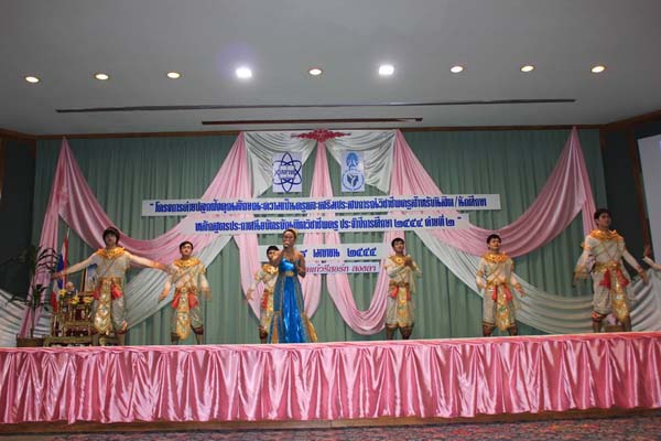 โครงการค่ายปลูกฝังคุณลักษณะความเป็นครูและเสริมประสบการณ์วิชาชีพครูสำหรับนิสิต/นักศึกษา ทุนโครงการ สควค. ปี 2555 ภาพที่ 832