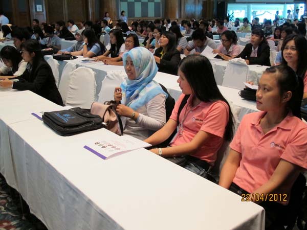 โครงการค่ายปลูกฝังคุณลักษณะความเป็นครูและเสริมประสบการณ์วิชาชีพครูสำหรับนิสิต/นักศึกษา ทุนโครงการ สควค. ปี 2555 ภาพที่ 851