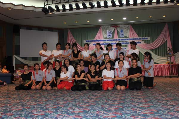 โครงการค่ายปลูกฝังคุณลักษณะความเป็นครูและเสริมประสบการณ์วิชาชีพครูสำหรับนิสิต/นักศึกษา ทุนโครงการ สควค. ปี 2555 ภาพที่ 854