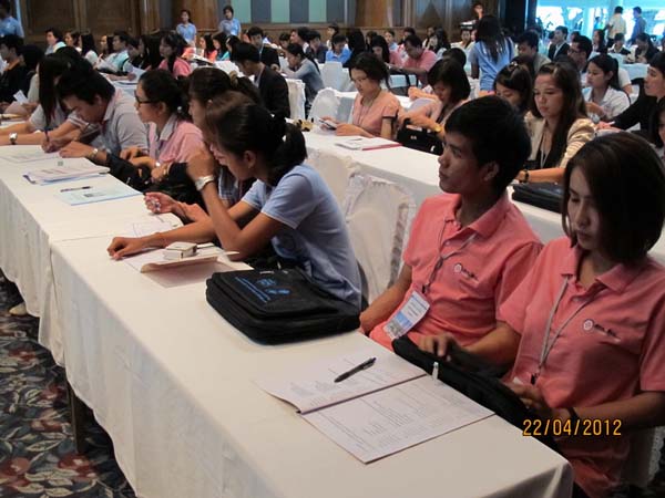 โครงการค่ายปลูกฝังคุณลักษณะความเป็นครูและเสริมประสบการณ์วิชาชีพครูสำหรับนิสิต/นักศึกษา ทุนโครงการ สควค. ปี 2555 ภาพที่ 873