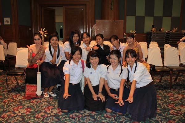 โครงการค่ายปลูกฝังคุณลักษณะความเป็นครูและเสริมประสบการณ์วิชาชีพครูสำหรับนิสิต/นักศึกษา ทุนโครงการ สควค. ปี 2555 ภาพที่ 875