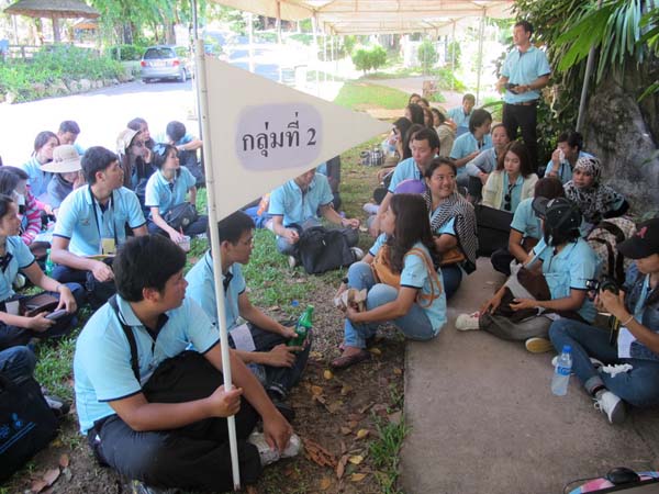 โครงการค่ายปลูกฝังคุณลักษณะความเป็นครูและเสริมประสบการณ์วิชาชีพครูสำหรับนิสิต/นักศึกษา ทุนโครงการ สควค. ปี 2555 ภาพที่ 888
