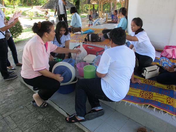 โครงการค่ายปลูกฝังคุณลักษณะความเป็นครูและเสริมประสบการณ์วิชาชีพครูสำหรับนิสิต/นักศึกษา ทุนโครงการ สควค. ปี 2555 ภาพที่ 892