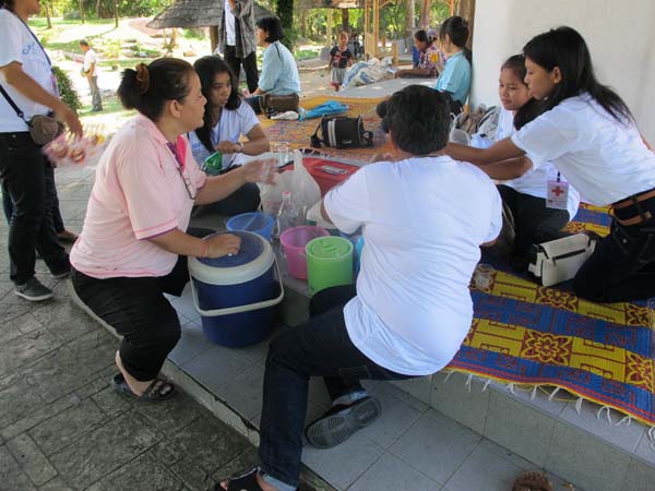 โครงการค่ายปลูกฝังคุณลักษณะความเป็นครูและเสริมประสบการณ์วิชาชีพครูสำหรับนิสิต/นักศึกษา ทุนโครงการ สควค. ปี 2555 ภาพที่ 893