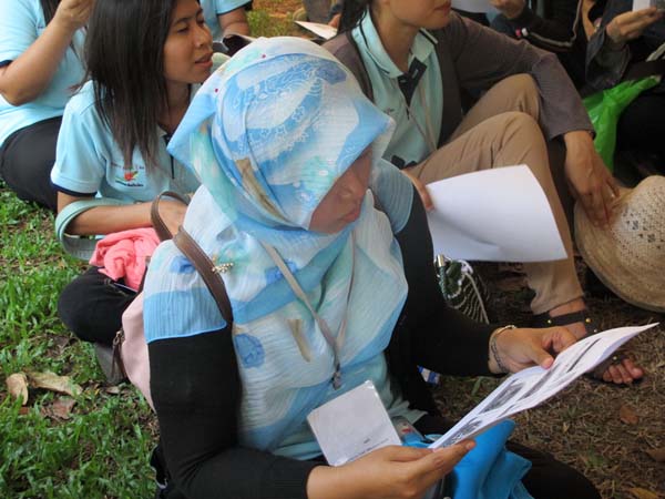 โครงการค่ายปลูกฝังคุณลักษณะความเป็นครูและเสริมประสบการณ์วิชาชีพครูสำหรับนิสิต/นักศึกษา ทุนโครงการ สควค. ปี 2555 ภาพที่ 895