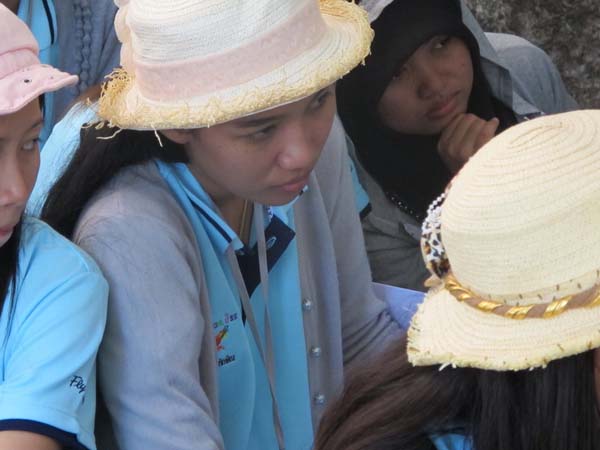 โครงการค่ายปลูกฝังคุณลักษณะความเป็นครูและเสริมประสบการณ์วิชาชีพครูสำหรับนิสิต/นักศึกษา ทุนโครงการ สควค. ปี 2555 ภาพที่ 909