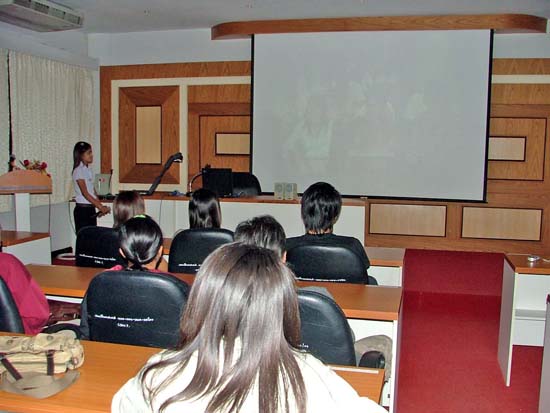 กิจกรรมอบรมและศึกษาดูงานนักศึกษาหลักสูตรครู 5 ปี ภาพที่ 7