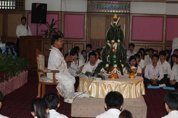 โครงการค่ายปลูกฝังคุณลักษณะความเป็นครูและเสริมประสบการณ์วิชาชีพครูสำหรับนิสิต/นักศึกษา ทุนโครงการ สควค. ปี 2555 ภาพที่ 1009