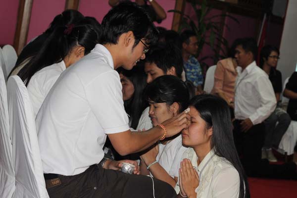 โครงการค่ายปลูกฝังคุณลักษณะความเป็นครูและเสริมประสบการณ์วิชาชีพครูสำหรับนิสิต/นักศึกษา ทุนโครงการ สควค. ปี 2555 ภาพที่ 1042
