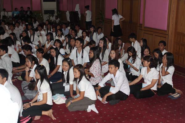 โครงการค่ายปลูกฝังคุณลักษณะความเป็นครูและเสริมประสบการณ์วิชาชีพครูสำหรับนิสิต/นักศึกษา ทุนโครงการ สควค. ปี 2555 ภาพที่ 1044