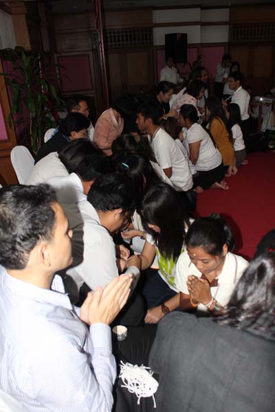 โครงการค่ายปลูกฝังคุณลักษณะความเป็นครูและเสริมประสบการณ์วิชาชีพครูสำหรับนิสิต/นักศึกษา ทุนโครงการ สควค. ปี 2555 ภาพที่ 1048