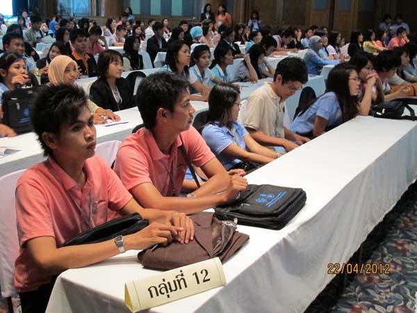 โครงการค่ายปลูกฝังคุณลักษณะความเป็นครูและเสริมประสบการณ์วิชาชีพครูสำหรับนิสิต/นักศึกษา ทุนโครงการ สควค. ปี 2555 ภาพที่ 1051