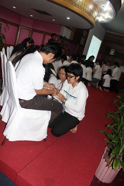 โครงการค่ายปลูกฝังคุณลักษณะความเป็นครูและเสริมประสบการณ์วิชาชีพครูสำหรับนิสิต/นักศึกษา ทุนโครงการ สควค. ปี 2555 ภาพที่ 1054