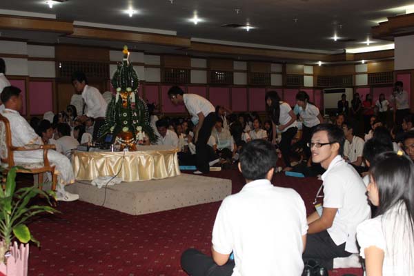 โครงการค่ายปลูกฝังคุณลักษณะความเป็นครูและเสริมประสบการณ์วิชาชีพครูสำหรับนิสิต/นักศึกษา ทุนโครงการ สควค. ปี 2555 ภาพที่ 1055