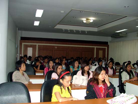 กิจกรรมอบรมและศึกษาดูงานนักศึกษาหลักสูตรครู 5 ปี ภาพที่ 15