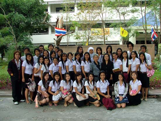 กิจกรรมอบรมและศึกษาดูงานนักศึกษาหลักสูตรครู 5 ปี ภาพที่ 21