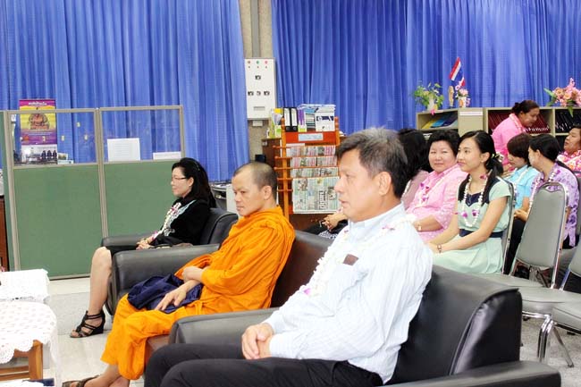 โครงการสืบสานประเพณีวันสงกรานต ์ วันอังคารที่ 9 เมษายน 2556 เวลา 08.30 - 13.00 น. ณ ห้องแหล่งการเรียนรู้ คณะศึกษาศาสตร์ มหาวิทยาลัยทักษิณ ภาพที่ 41