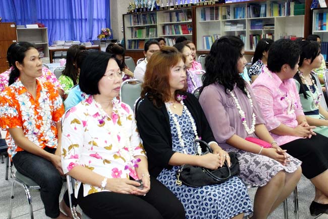 โครงการสืบสานประเพณีวันสงกรานต ์ วันอังคารที่ 9 เมษายน 2556 เวลา 08.30 - 13.00 น. ณ ห้องแหล่งการเรียนรู้ คณะศึกษาศาสตร์ มหาวิทยาลัยทักษิณ ภาพที่ 46