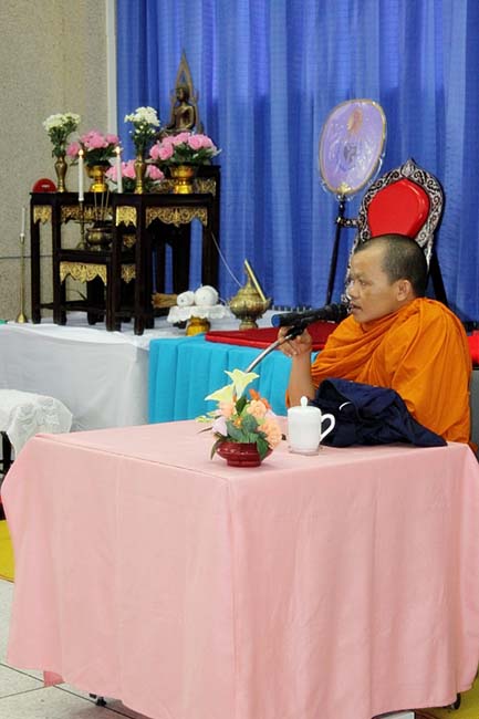โครงการสืบสานประเพณีวันสงกรานต ์ วันอังคารที่ 9 เมษายน 2556 เวลา 08.30 - 13.00 น. ณ ห้องแหล่งการเรียนรู้ คณะศึกษาศาสตร์ มหาวิทยาลัยทักษิณ ภาพที่ 53
