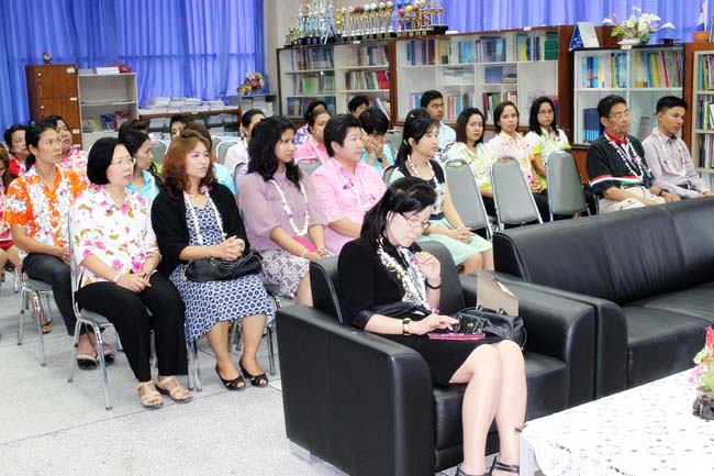 โครงการสืบสานประเพณีวันสงกรานต ์ วันอังคารที่ 9 เมษายน 2556 เวลา 08.30 - 13.00 น. ณ ห้องแหล่งการเรียนรู้ คณะศึกษาศาสตร์ มหาวิทยาลัยทักษิณ ภาพที่ 57